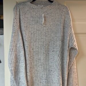 Light Gray Ribbed Crewneck Sweater - woman